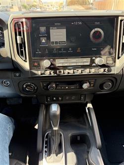 نيسان فرونتر